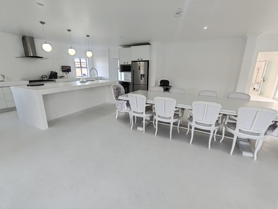 7 Bedroom Property for Sale in Long Acres Country Estate Western Cape